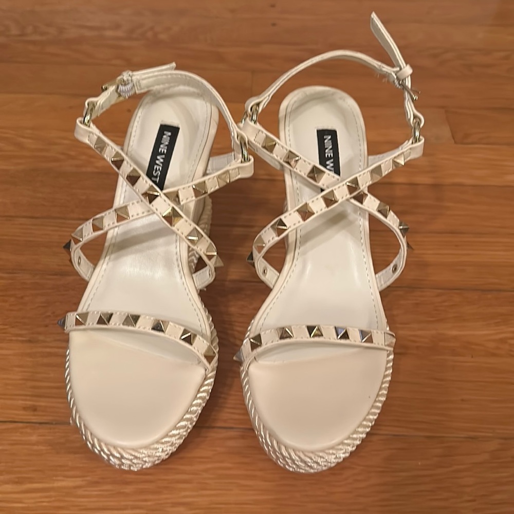 Nine West Harte studded espadrille wedge sandals
